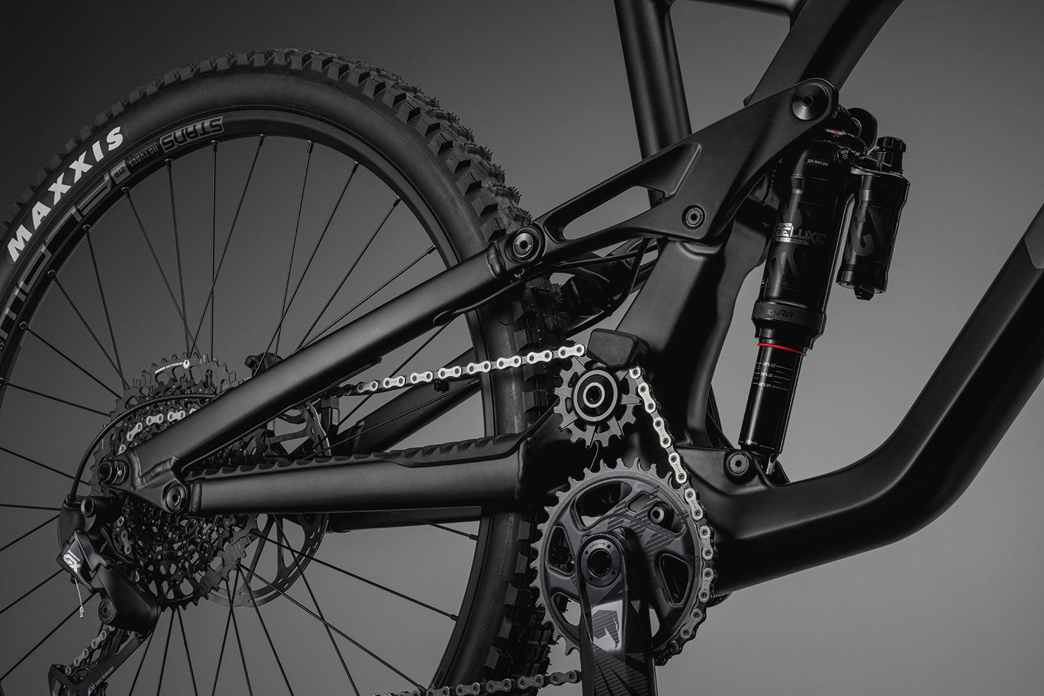 GT Force Carbon Elite Enduro Bike – GT Bicycles